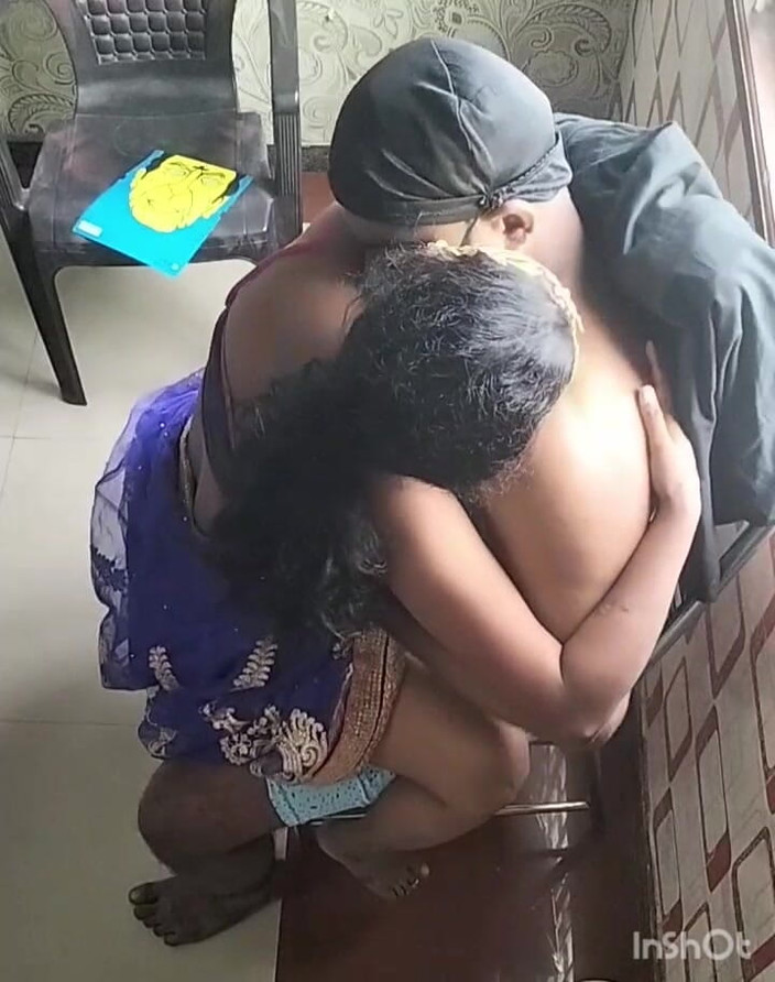 Funny couple porn studio: Young Girl and Oldman Sitting