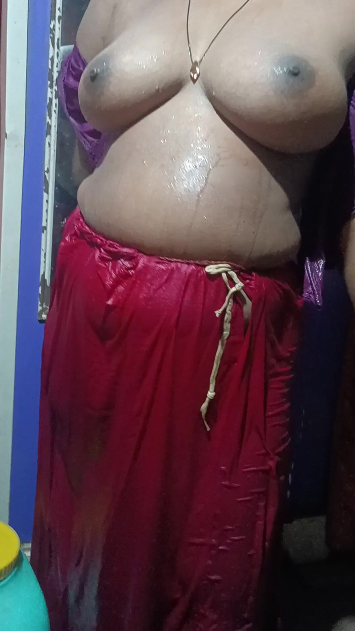 Monika Bhabhi: Bhabhi indienne, vidéo sexy