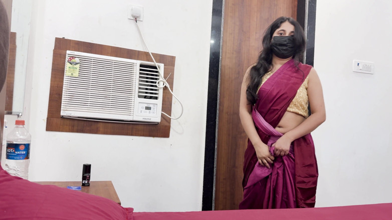 wildDesipair: Husband Leaves Maid After Wife Leaves for Office - Viladhesipar