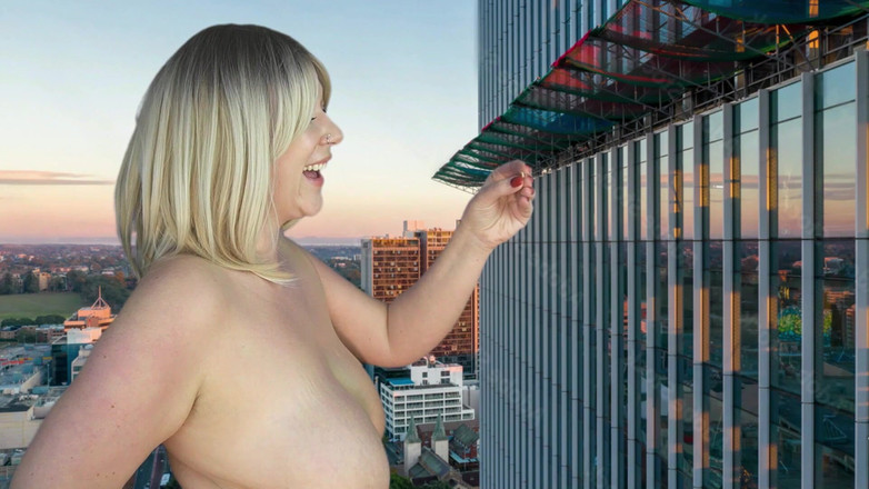 Sasha Curves: Envahi