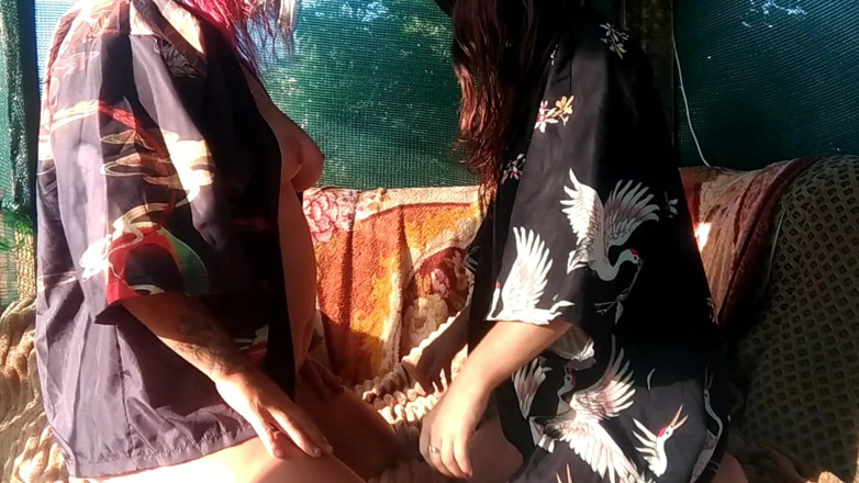 LizAngel: meri premika ki gand meri tarah kanp rahi hai