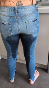 Housewife Jeans Pee Compilation 7 Clips