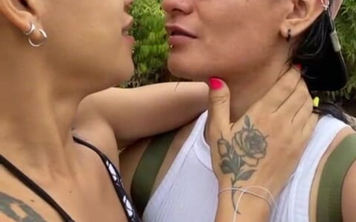 Fiesta porn: Kyss i luften!