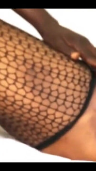 그녀는 그녀의 남친을 가장 친한 친구를 따먹어