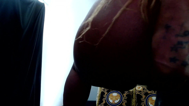 Maeling: Horny Giantess Used Tiny as Anal Plug in Oily Anal...