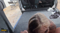 Smash bus: Bts - sledujte některé záběry z natáčení Toma a Lily v...
