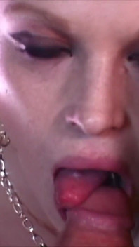 草莓金发女郎 - 红发女郎享受甜美的肥鸡巴