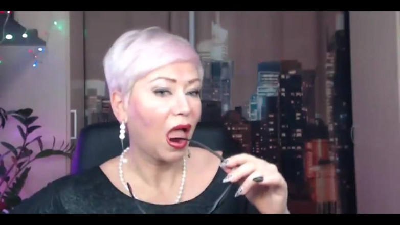 AimeeParadise: Ніщо не змушує жінку виглядати краще, ніж наручники! Феміністки, будь ласка, не хвилюйтеся