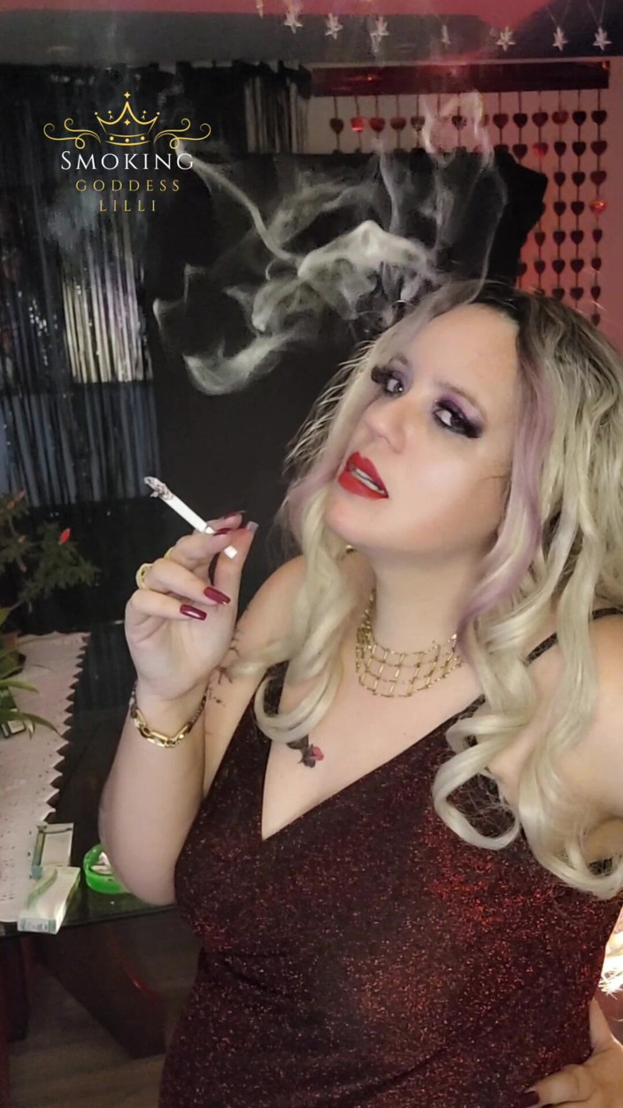 Lilli Cukierek Cox: dhoomrapaan Marlboro