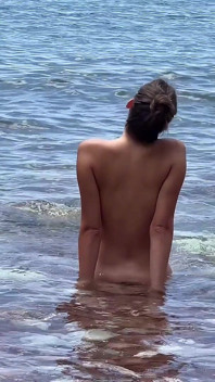 Super Risky Blowjob on Beach with 18yo Amateur Teen - Yoya Grey