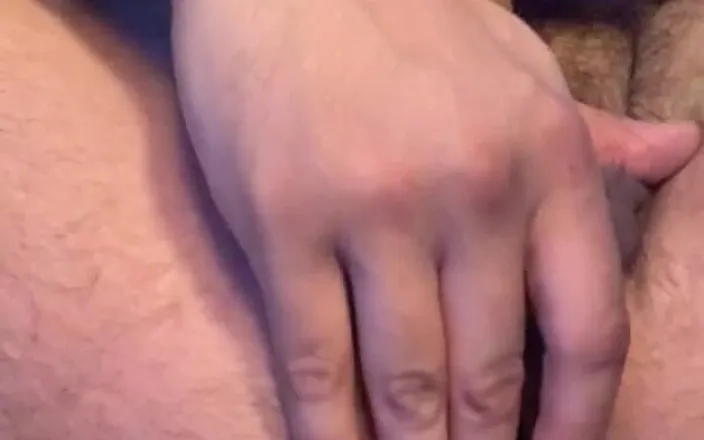 Jedibat420: Plugs in, Stroking It!