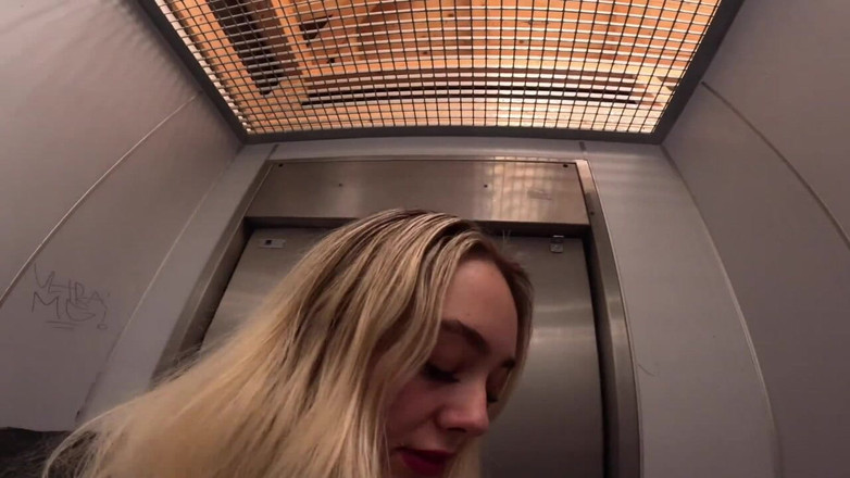 Queen_of_BDSM: ラストシュテッテン小便!