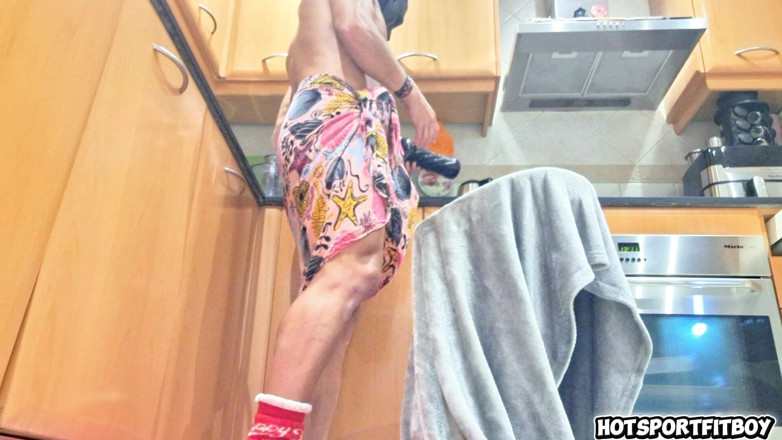 Hotsportfitboy: Big Dick Kitchen Masturbation - Rubbing on Counter &amp; Massive Cumshot