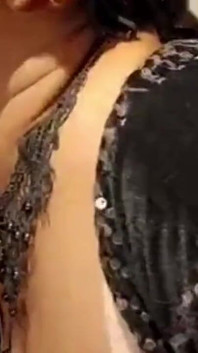 Culo Chudai per la prima volta del nuovo Dulhan dopo che la sua figa ha preso la mano a tutto