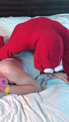 Elmo the Savage Giving Tgirl Baggage