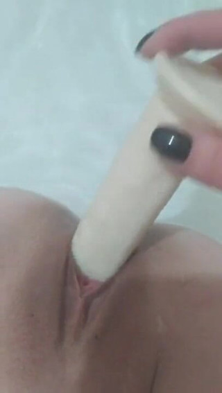 Sexy Katti: Мастурбація крупним планом з ділдо без звуку