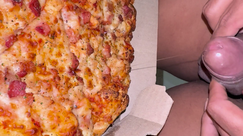 Brunettehotts: Waktunya makan pizza