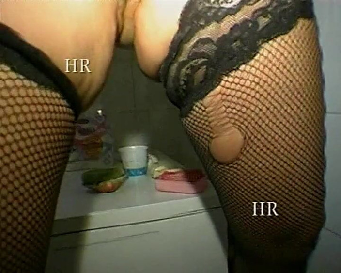 Hans Rolly: 90대 주부와 함께하는 미공개 아마추어 포르노 #6