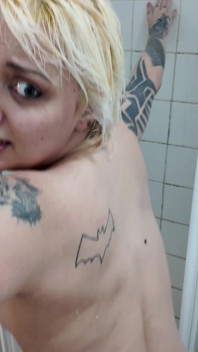 Šukej mě ve sprše virtuální sex