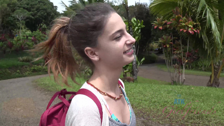 ATK Fans (Girlfriends): Kristen Scott ile Hawaii'de sanal tatil bölüm 4