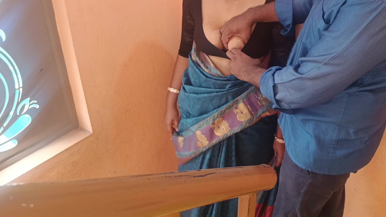 Pushpa studio: Otrogen hemmafruromans i trappor