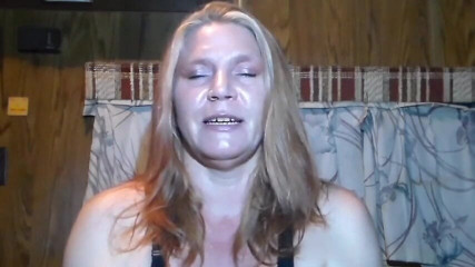 Juicy Julie Cummins: Asap terakhir Max
