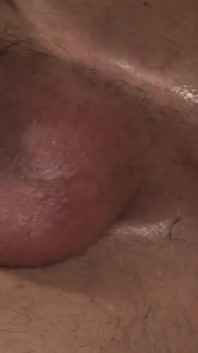 Exkluzivní video bez sedla: Nadržené sexy svalnaté muže šukají do análu v masce