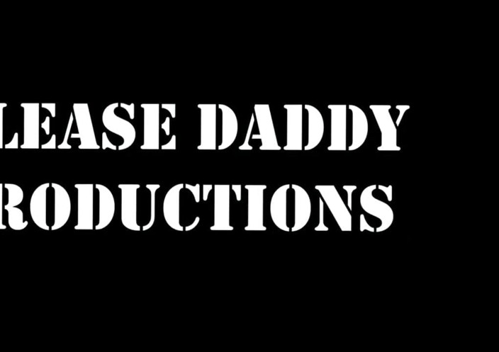 Please Daddy: 情侣的热辣性爱