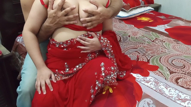 QueenbeautyQB: Big Boobs Indian Stepmom in Red Saree Hard Fucking by...