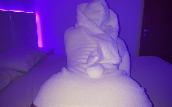 Mandy Sweet studio: Vineri este sfântă, dar iepurașul nu