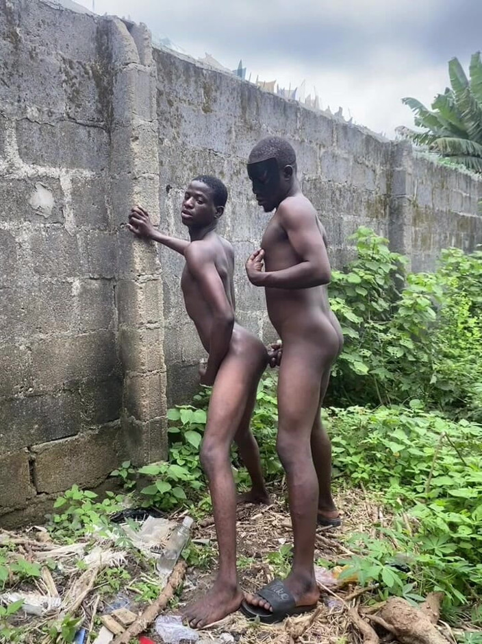 Thelittle_brown: Bush Fucking Section