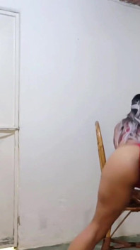 Grande rabo da latina menina Twerking