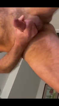 Twitter Fan Version of Guy Fucking a New Fan and Squirting