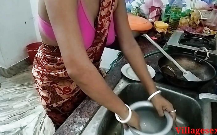 Villagesex91: スカイブルーサリーインド人妻は、Devar Ke Saathのキッチンでファック