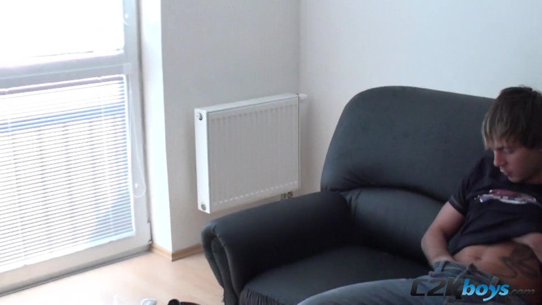C2K Boys: Albert prend la décision de sa vie et se fait...