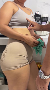 Mature Stepmom of Grnan Ass Very Horny in the Kitchen