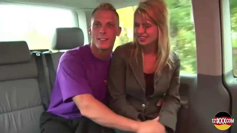 123XXX - 100% Amateurs: Blonde Teen Prefers Nasty Fingering Before Hardcore Action