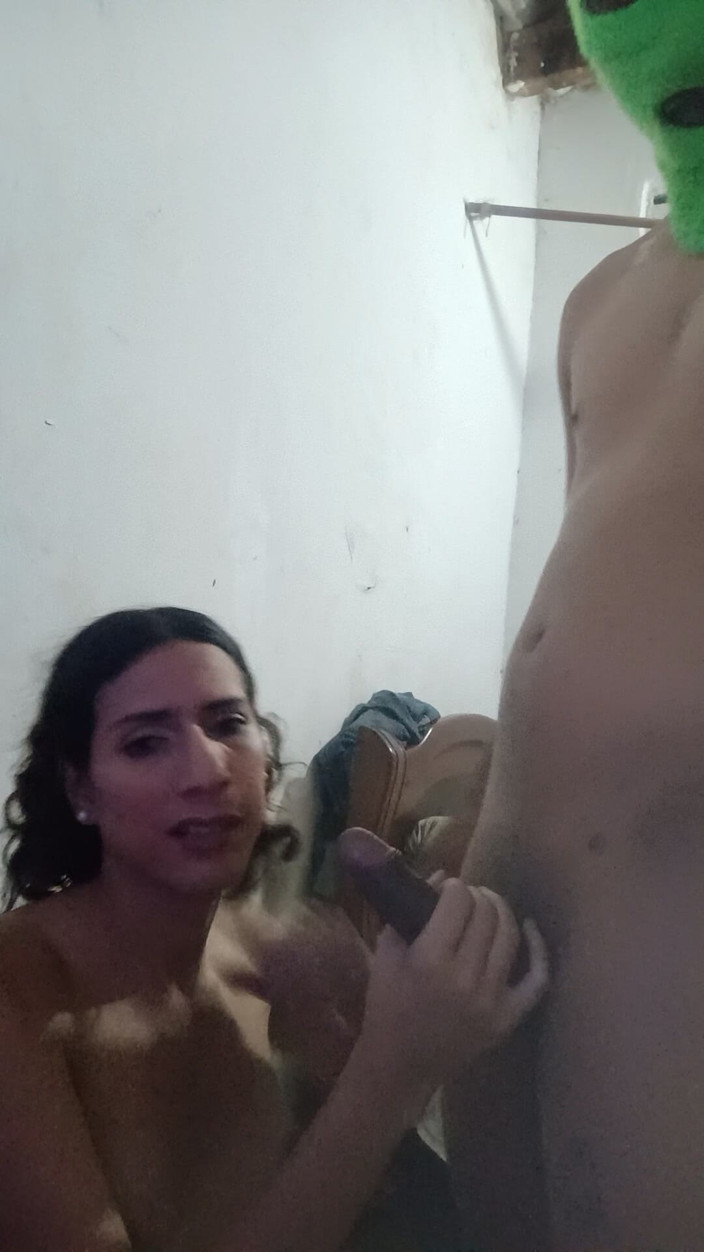 Trestetillassi: Blowjob yang baik Rock Off the Spurt