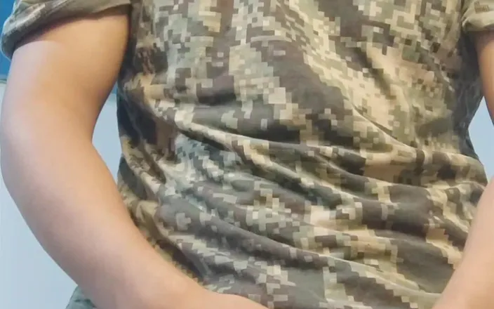 Hornyboy2058: Army Soldier Gets Horny Plays with His Huge Bulge and...