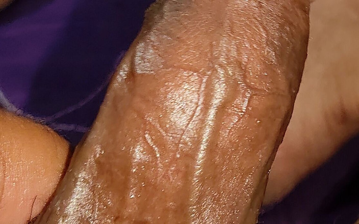 Jastin: Gadis kampus lagi asik masturbasi sambil _hard kontol sampai dicrot