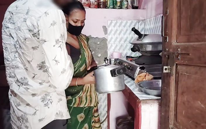 Your Soniya: Dépêche-toi, quelqu’un pourrait venir... Bhabhi cuisine, son beau-frère couche avec...