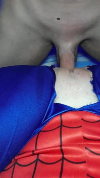 Spiderwomen si pelacur cosplay dientot habis-habisan