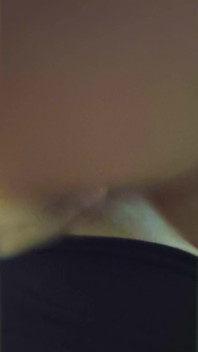 Cums on the Pussy of a Naughty Wife