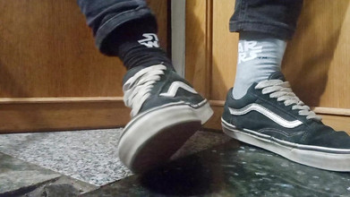 jerkofflover: Vany, Buty, Moje Stopy, Skarpetki I Zabawa