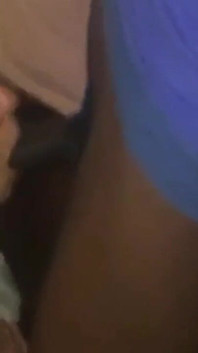Wildenglishbbw lagi asik nyepong kontol besar pria kulit hitam nata4sex & temannya mmf lagi asik seks threesome