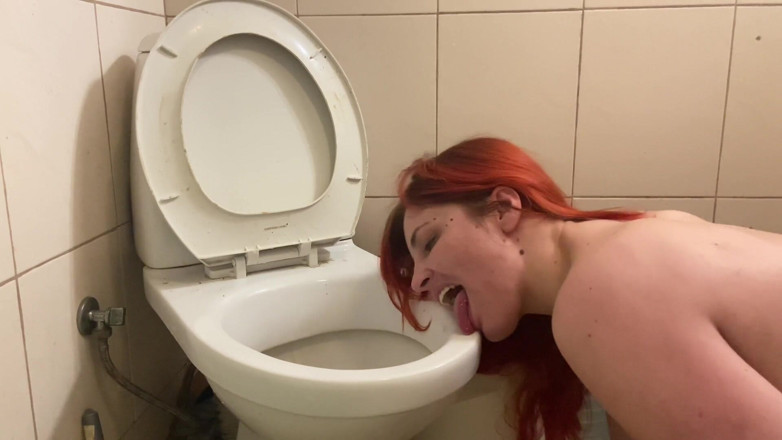 Elena917: Toilet Licking and Humping