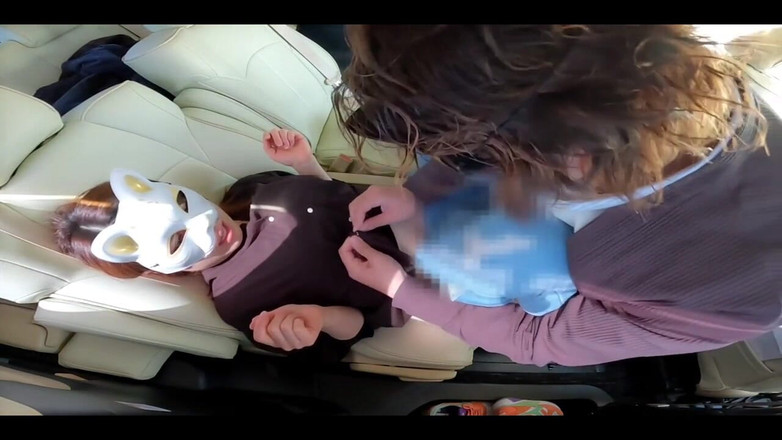 LuuLee0804: व्यभिचारी के साथ कार सेक्स