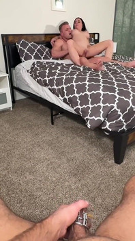 Lồng cuck được mở khóa cho bi mmf - cody arizona bi cucked bởi iceman và vanessa