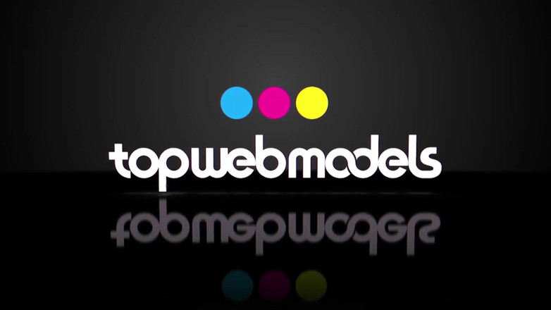 Top Web Models: Sexy loira Brooke Belle de biquíni em primeiro plano, garganta...