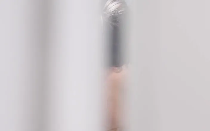 Countess diamond: Roommate Submissive - Watching Me in the Shower